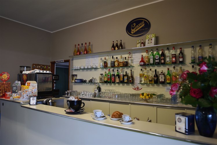 bar-e-minimarket-5-